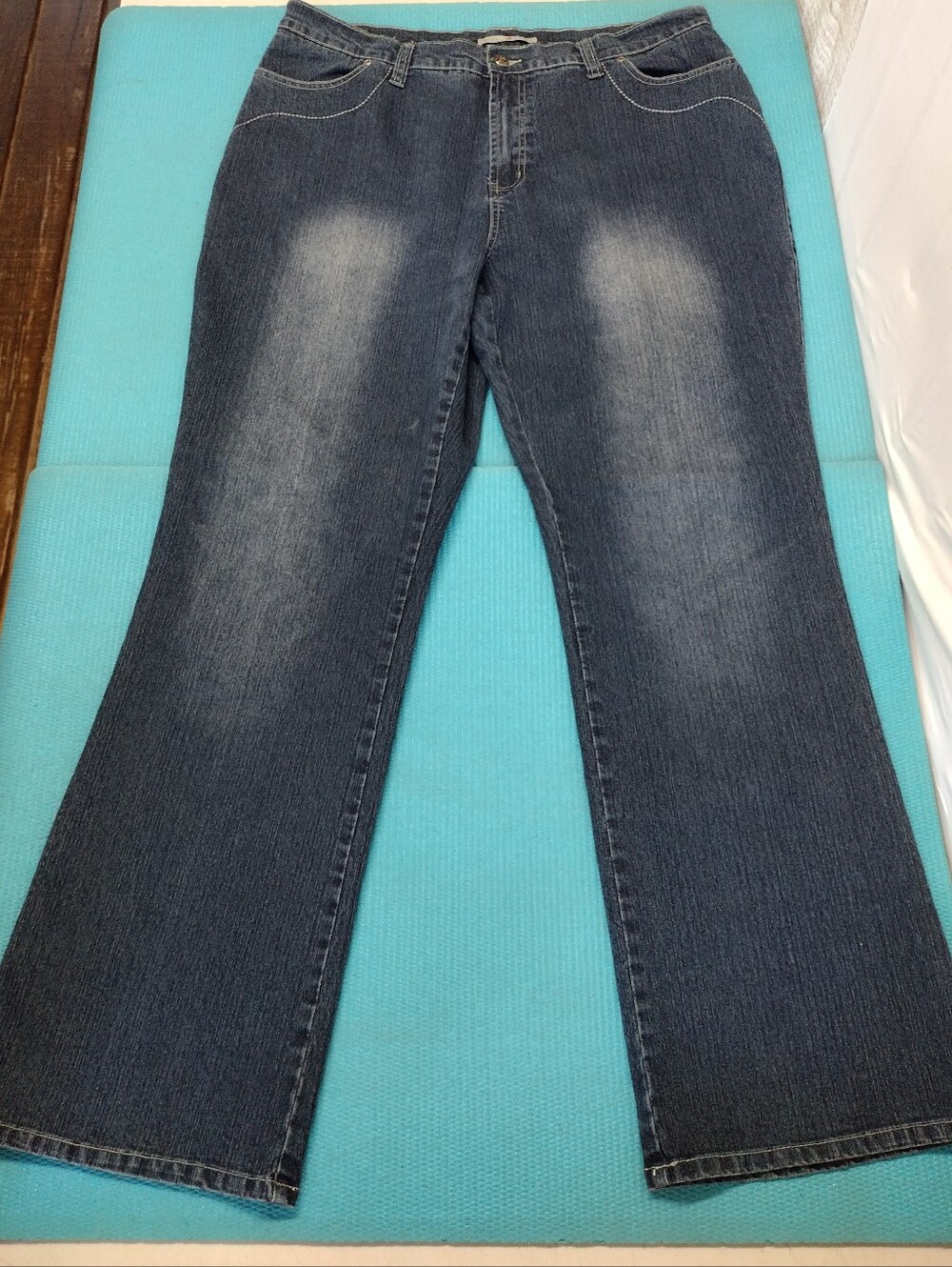 Adolfo Women's Straight Leg Mid Rise Stretch Jeans Blue - 20
